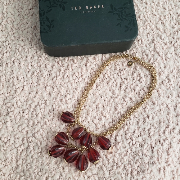 Ted Baker golden pinecone shape 2 way necklace - Picture 2 of 8